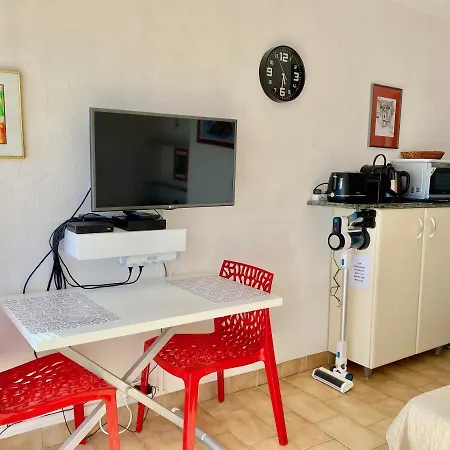 Le Cosmopolitan, Studio Climatise, Terrasse, A 5 Min Des Plages A Pied La Grande-Motte